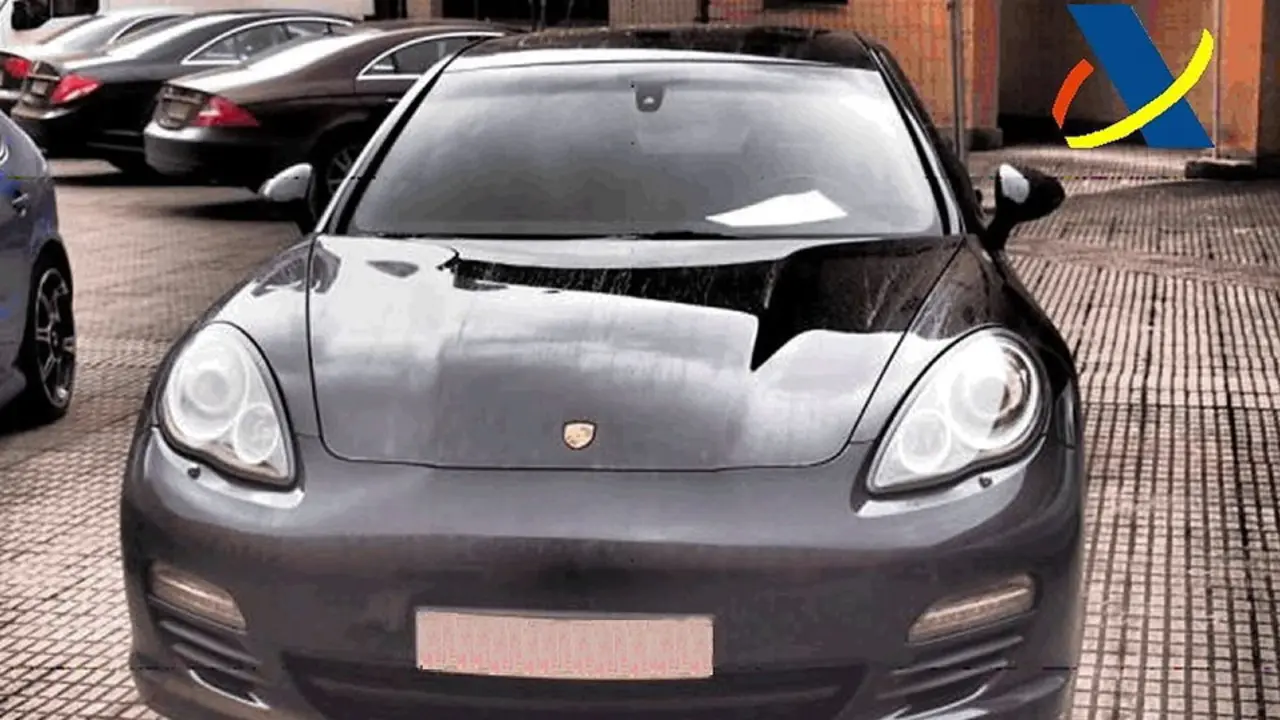 Uno de los coches incautados. EP