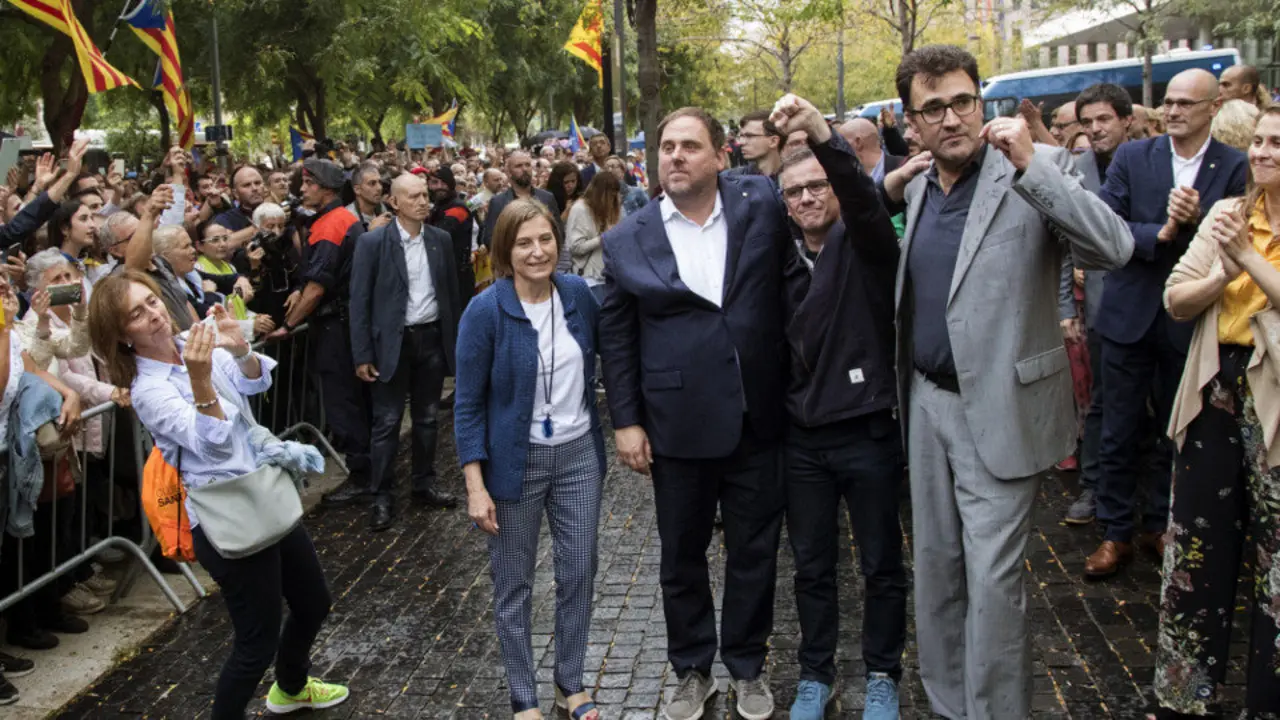 Llu&iacute;s Salvad&oacute; (derecha), en un acto del independentismo catal&aacute;n. AEP