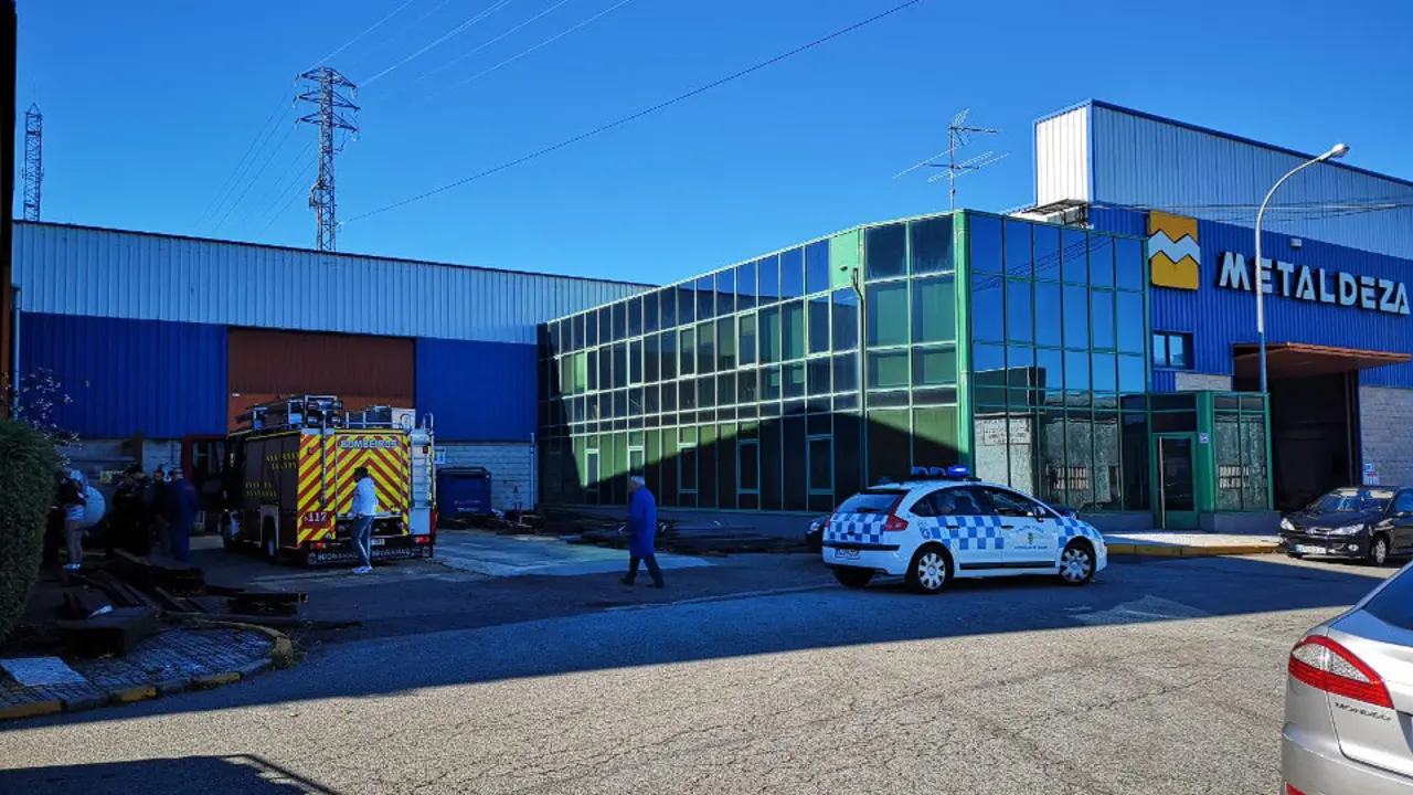 Nave de Metaldeza na que tivo lugar o accidente. BRANCA PAZ