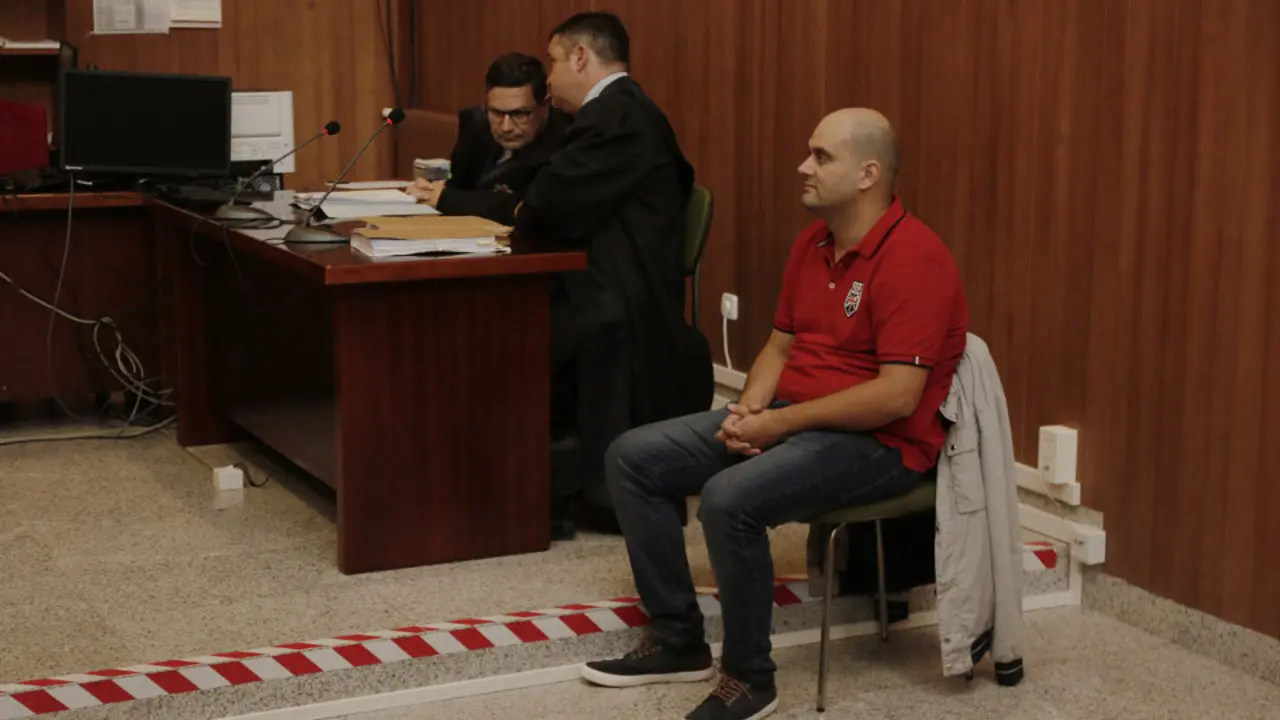 El guardia civil que disparó al exbatería de Los Piratas. ADP