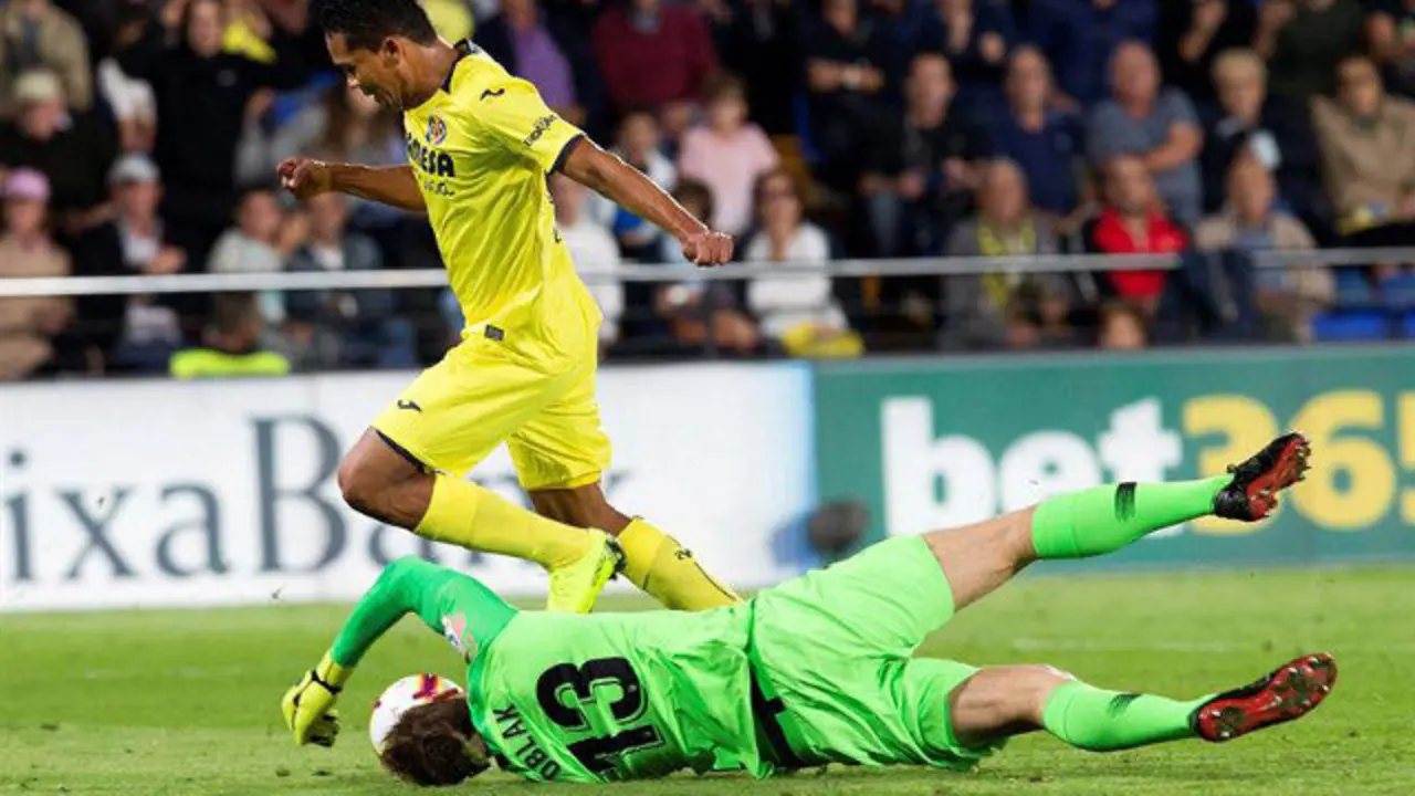 Oblak frena a Bacca. EFE