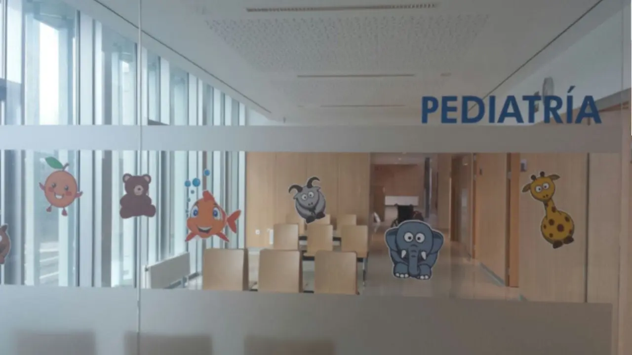 Sala de espera de consultas de pediatría. AEP