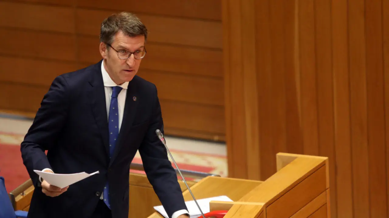Alberto Núñez Feijóo, en el Parlamento. PEPE FERRÍN (AGN)