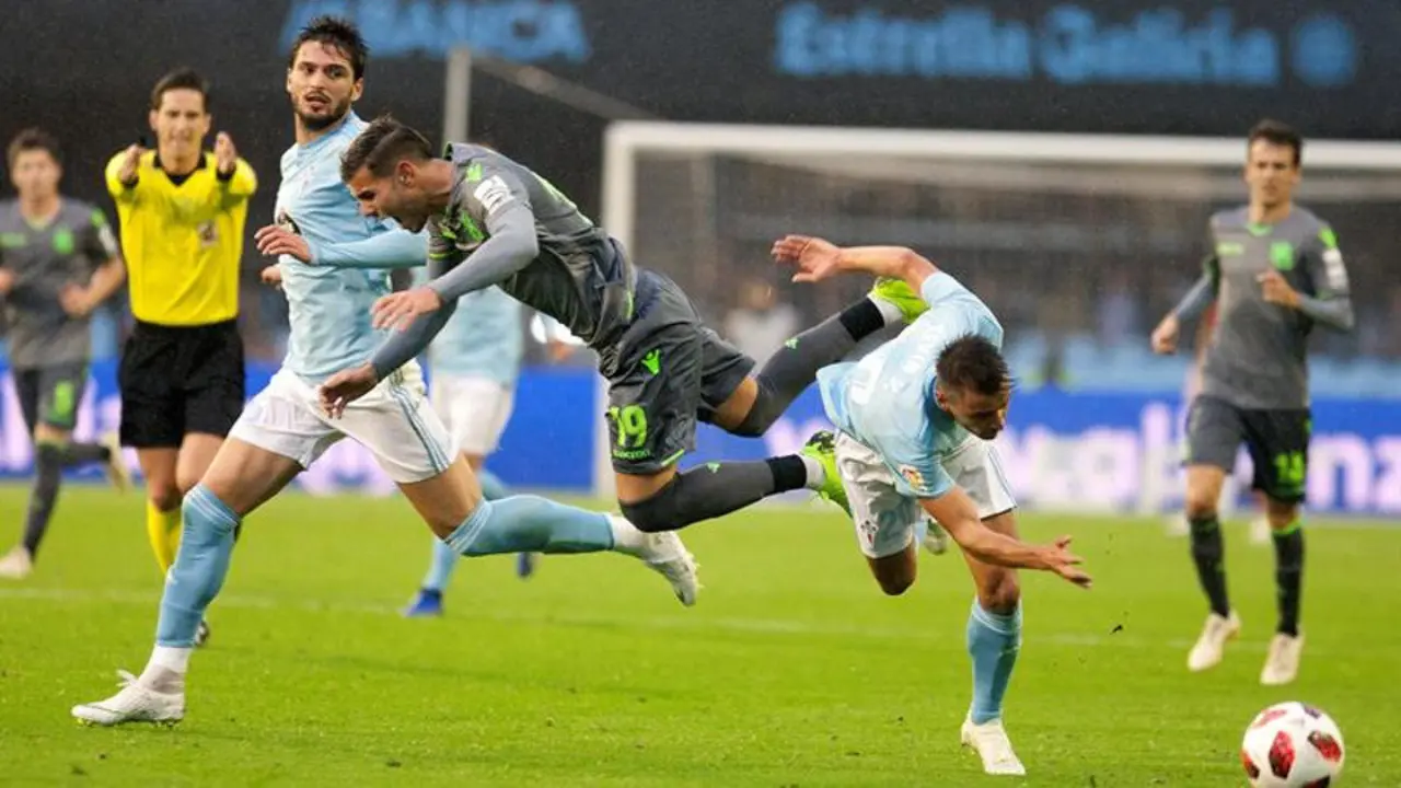 Un lance del Celta-Real Sociedad. SALVADOR SAS (EFE)