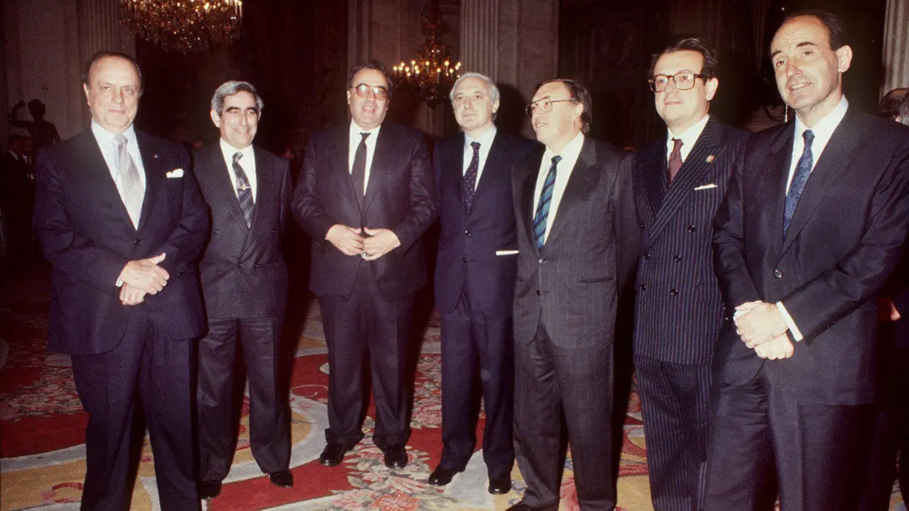 Manuel Fraga, Gabriel Cisneros, Gregorio Peces Barba, José Pedro Pérez Llorca, Jordi Solé Tura, Miguel Herrero y Rodríguez de Miñon y Miguel Roca. EFE