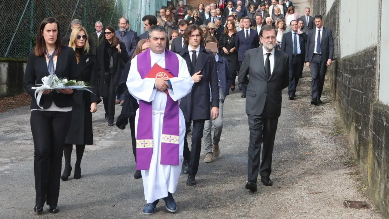 Entierro del padre de Rajoy. JOSÉ LUIZ OUBIÑA