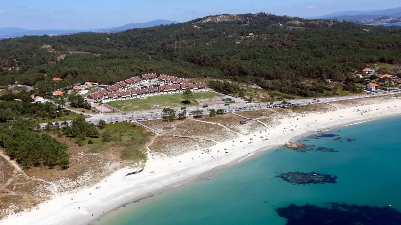 La urbanización de Raeiros, en O Grove, afectada por la orden de demolición. XUNTA