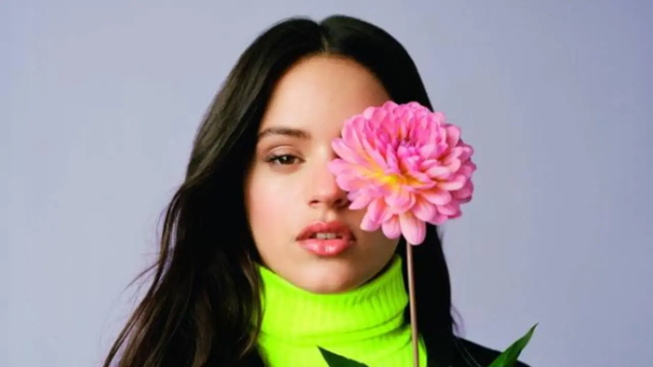 Imagen promocional de Rosalía para Pull&Bear. PULL&BEAR