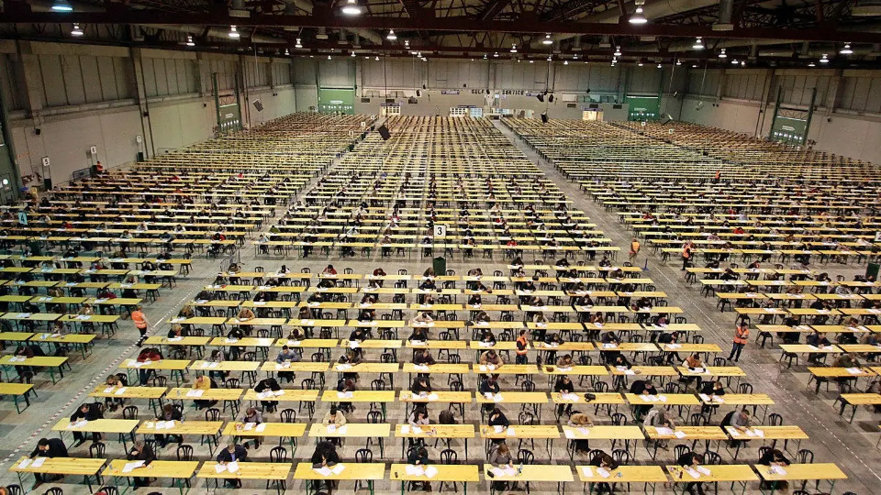 Los exámenes, al igual que en 2016, volverán a celebrarse en el recinto ferial de Silleda. ARCHIVO - Oposiciones Sergas