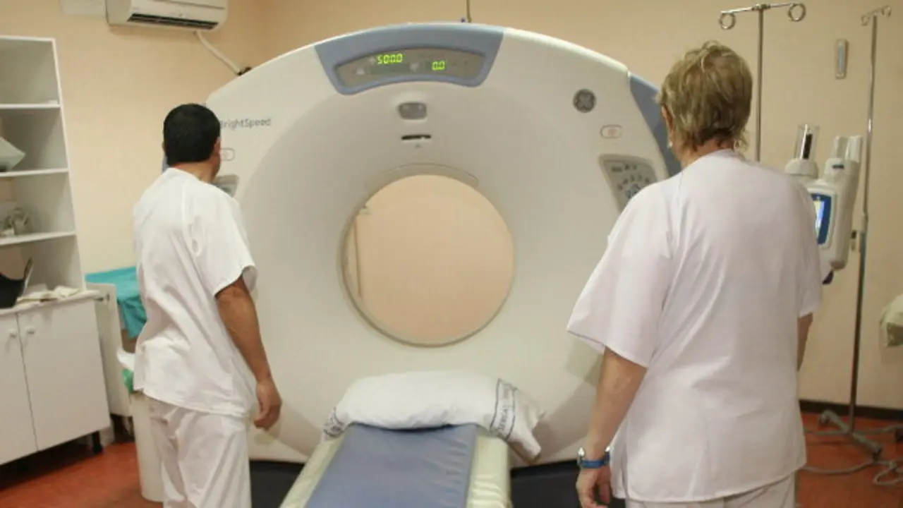Sala de TAC de un hospital. AEP