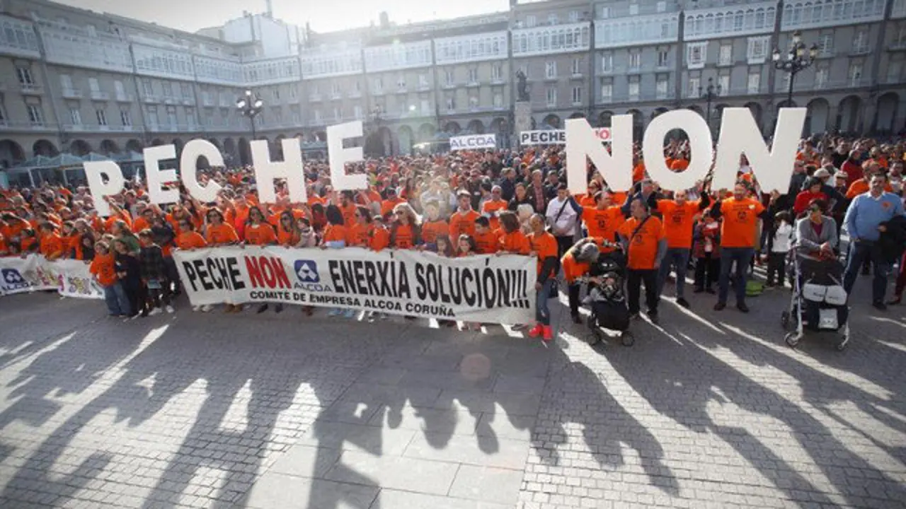 Manifestación de Alcoa en A Coruña. CABALAR (EFE)