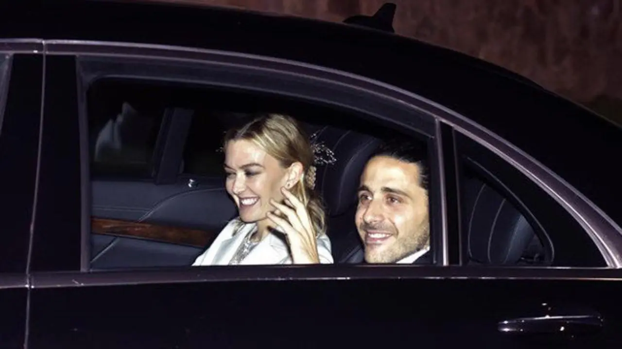 Marta Ortega y Carlos Torretta, a su llegada a Casas Novas. CABALAR (EFE)