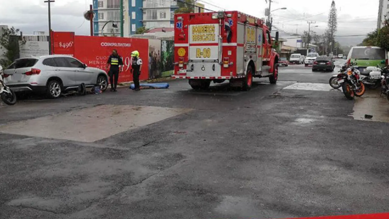 Lugar en el que fue atropellado el sarriano en Costa Rica. TELETICA.COM