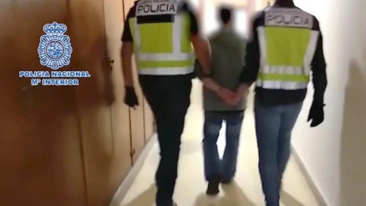 Detención en Zaragoza de César Román, el Rey del Cachopo. EP