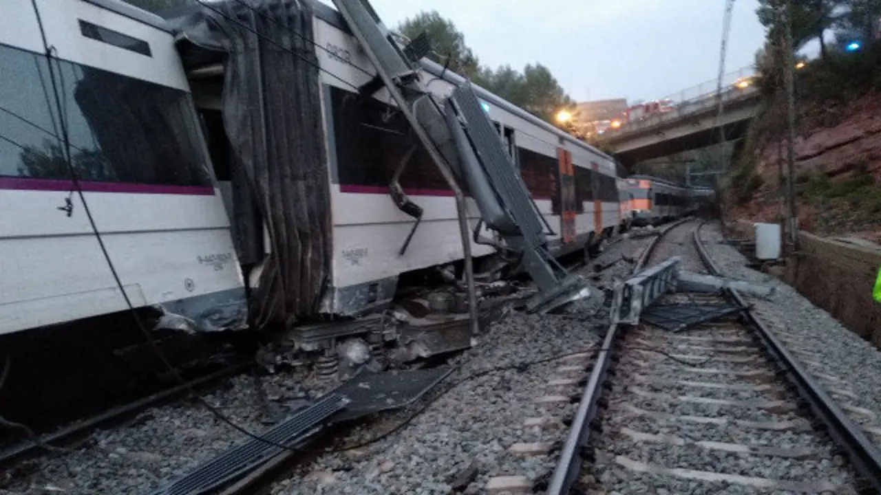 Descarrilamiento de un tren en Vacarisses. TWITTER