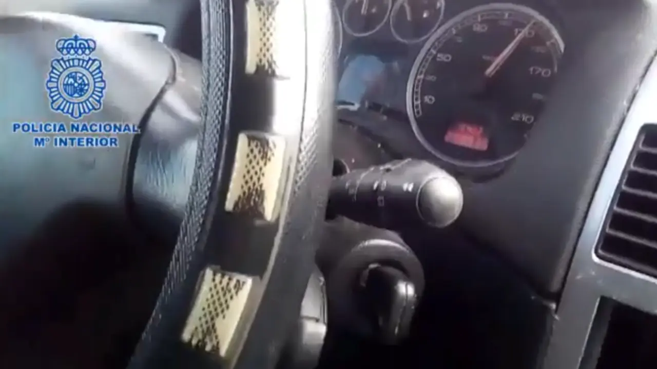 El velocímetro del vehículo. POLICÍA NACIONAL