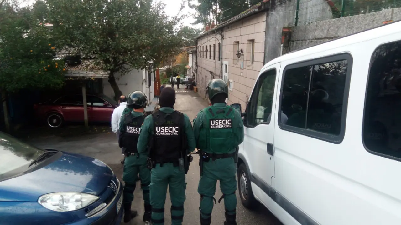 Redada en el poblado de O Vao. GUARDIA CIVIL