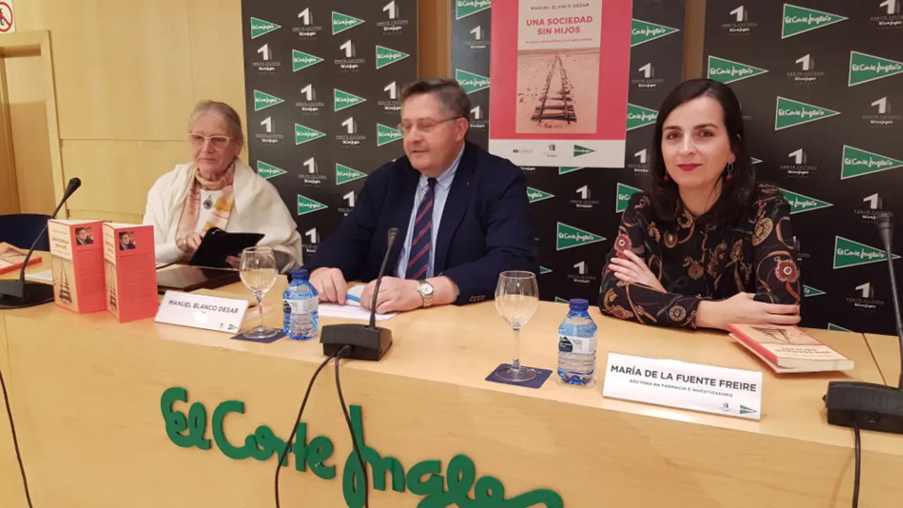 Presentación del libro de Manuel Blanco. P. FERRÍN