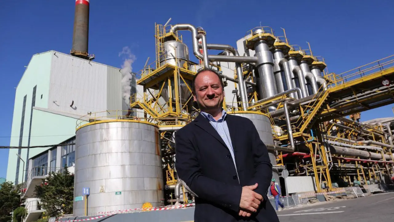 El director de Ence en Galicia, Antonio Casal, en las instalaciones de Lourizán. ARCHIVO