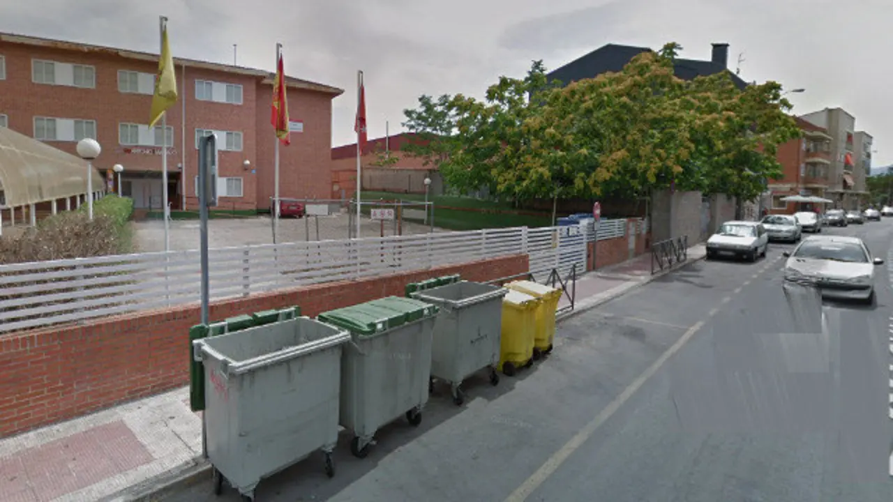 Lugar donde el ladr&oacute;n rob&oacute; el coche, en Villalba Collado. GOOGLE MAPS