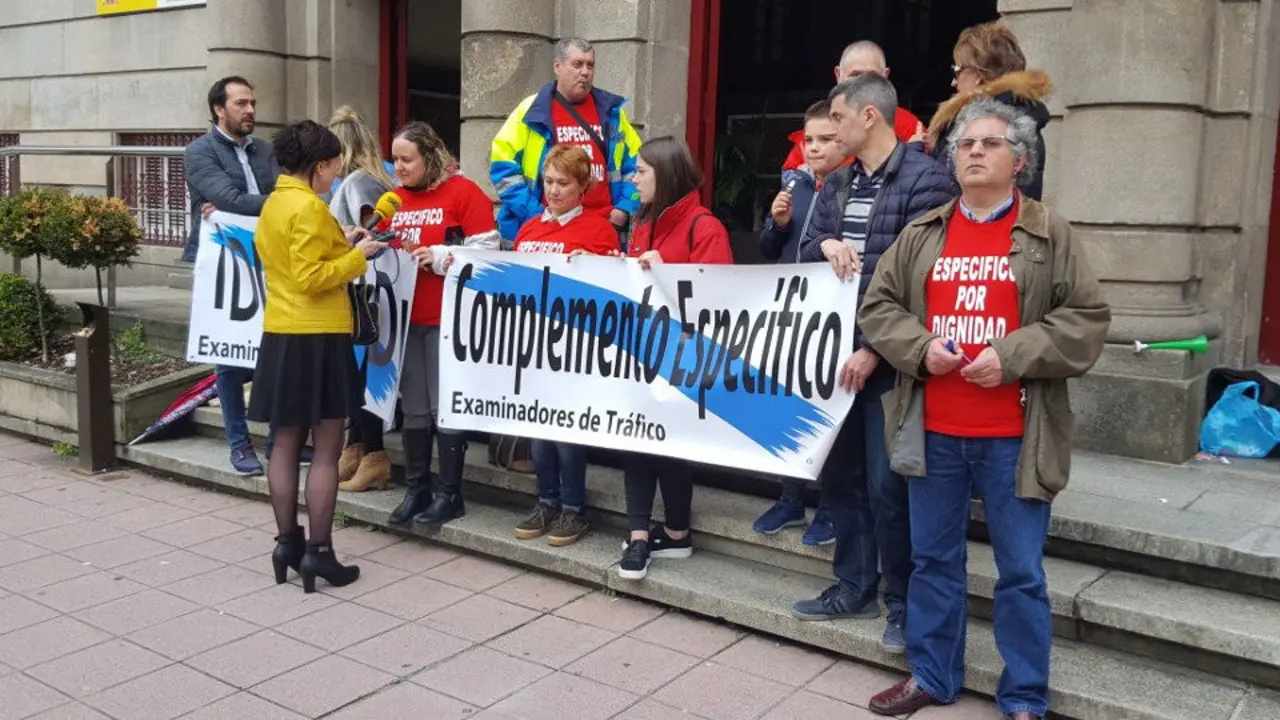 Examinadores manifest&aacute;ndose en abril por el complemento espec&iacute;fico. ARCHIVO