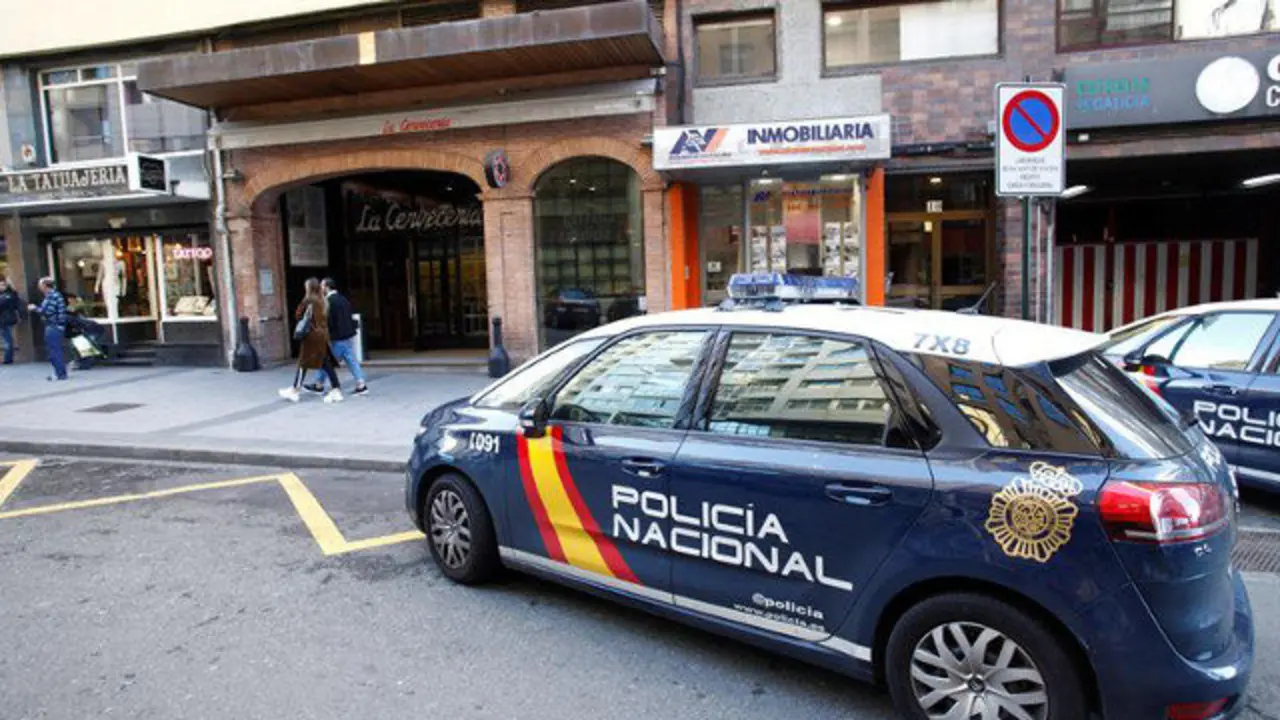 La entrada de la cervecería donde fue atracado el encargado. CABALAR