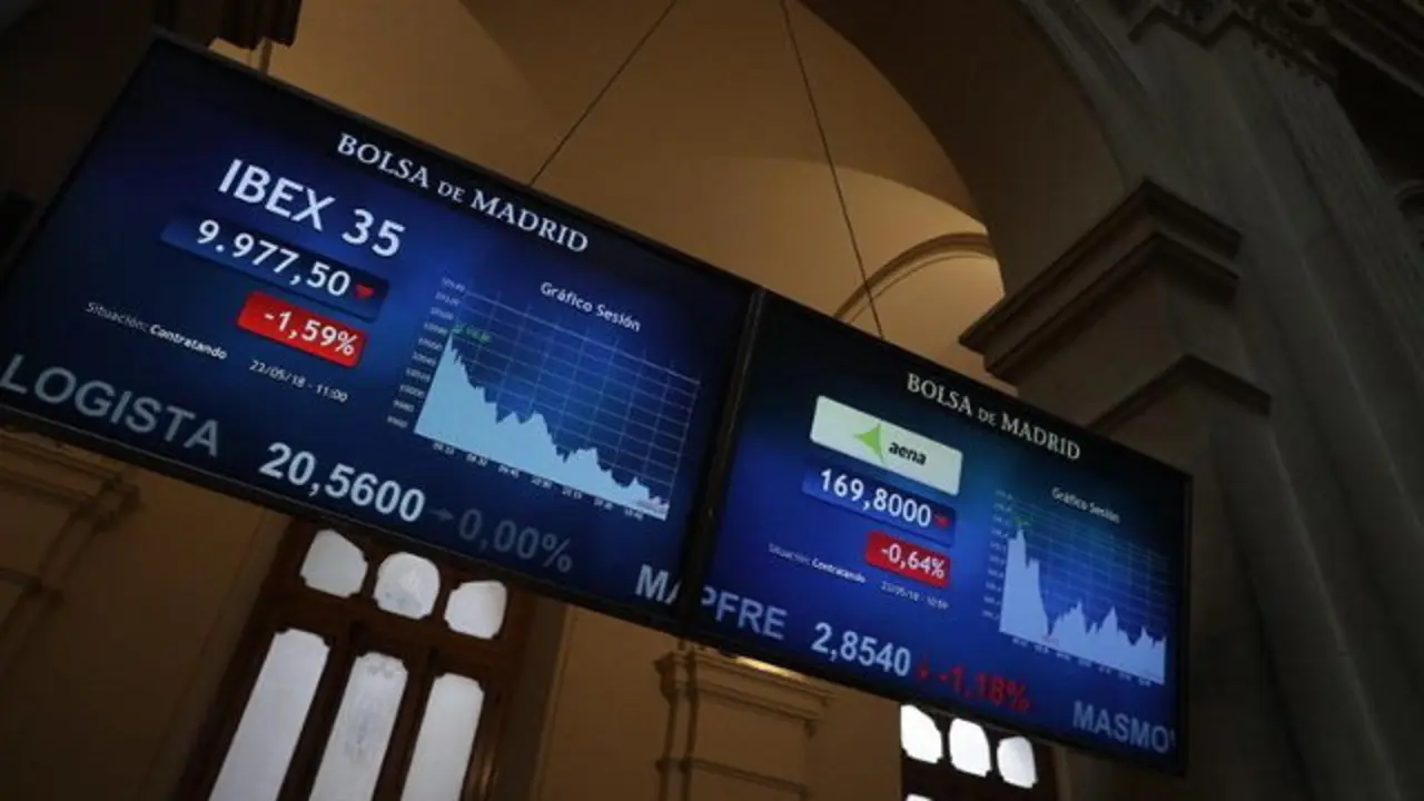 Pantallas en la Bolsa de Madrid. EFE