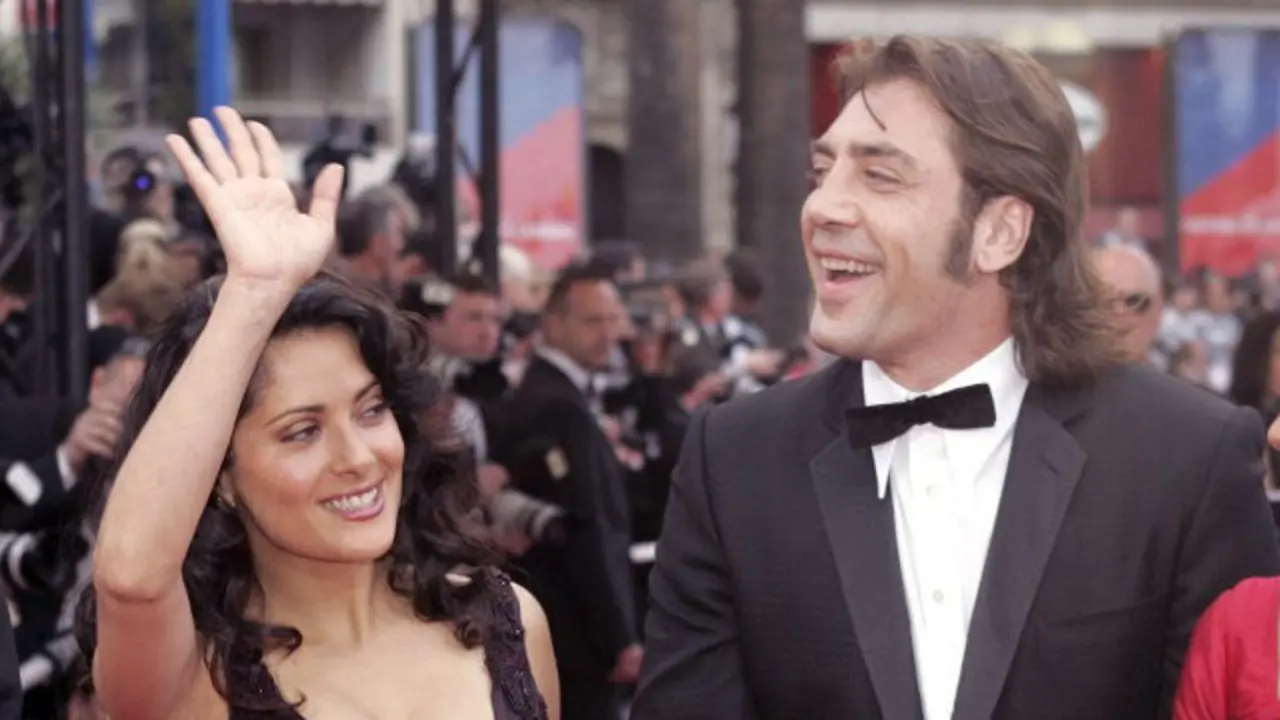 Salma Hayek junto a Javier Bardem, en una foto de 2005.AEP