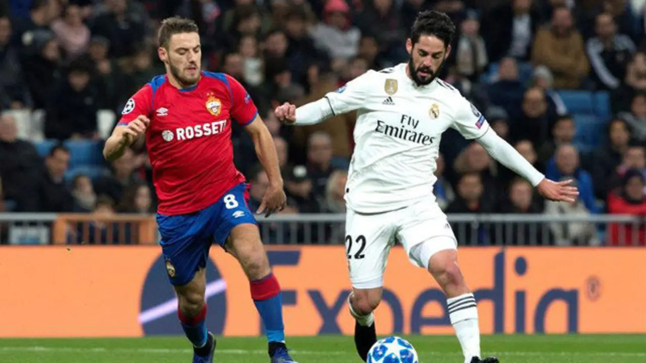 Isco fue silbado en el Bernabéu ante el CSKA. RODRIGO JIMÉNEZ