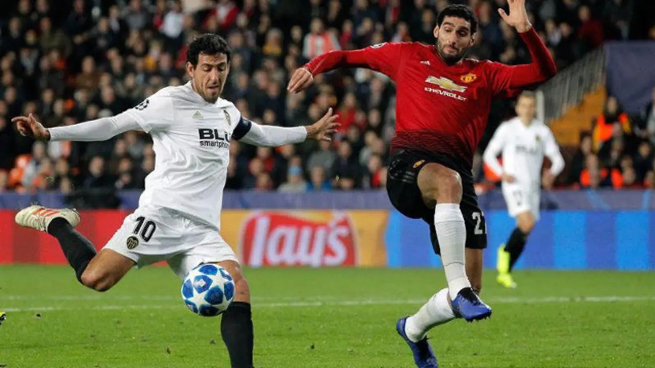 Un momento del Valencia-United. MANUEL BRUQUE (EFE)