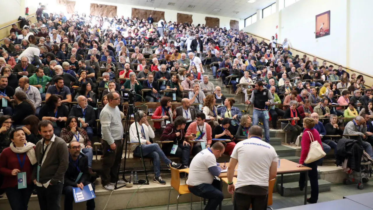 Plenario de En Marea celebrado el pasado mes de octubre en el que se evidenció una gran división interna. PEPE FERRÍN (AGN)