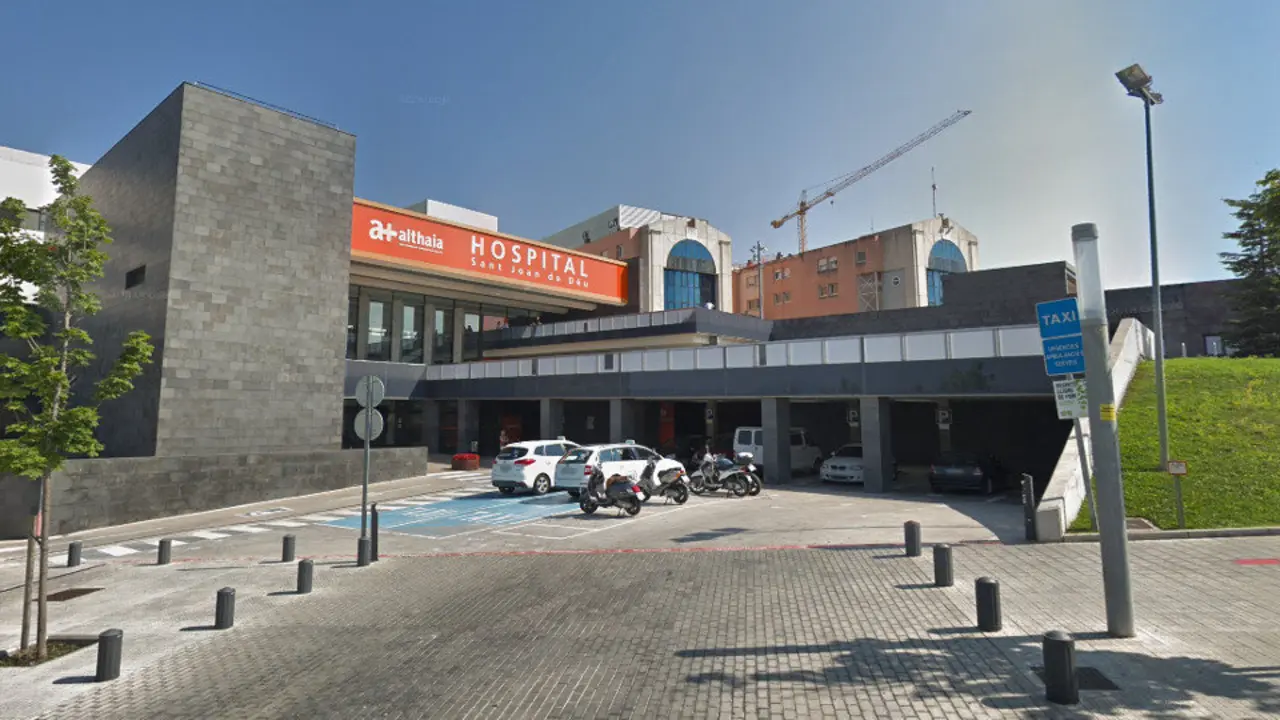 La víctima fue trasladada en estado muy grave al hospital Sant Joan de Déu. GOOGLE MAPS