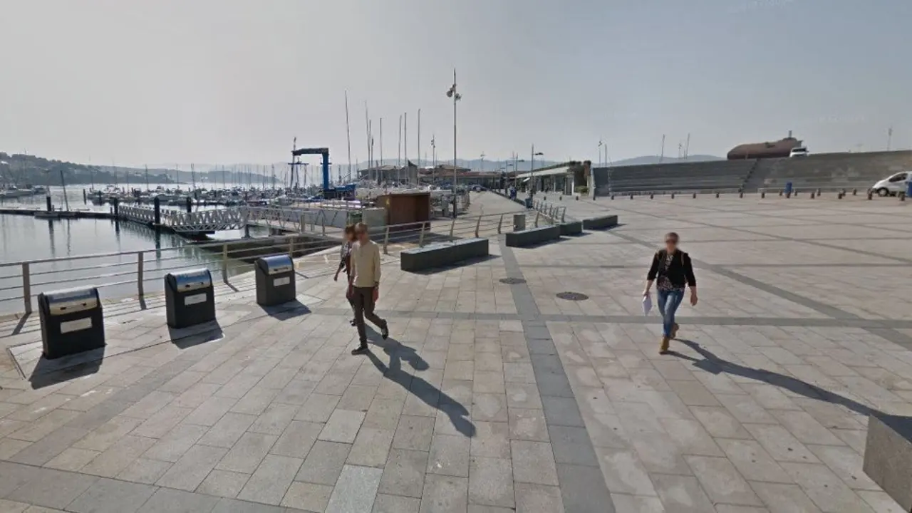 Zona de ocio nocturno del puerto de Sanxenxo. DP