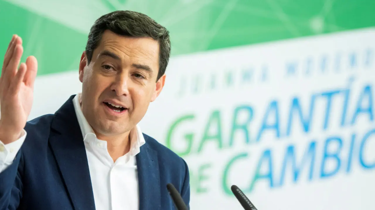 El presidente del PP andaluz, Juanma Moreno. RAÚL CARO (EFE)