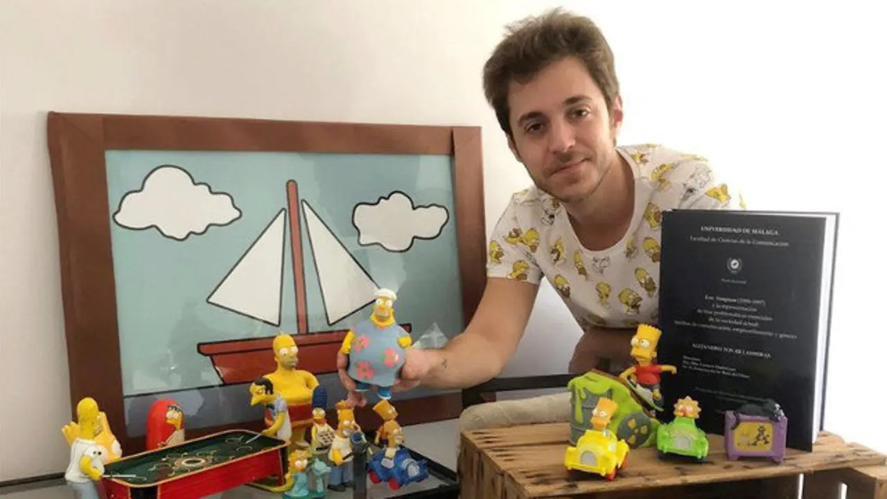 Alejandro Tovar es el autor de la primera tesis doctoral sobre los guiones de 'Los Simpson'. INÉS ORIA (EFE)