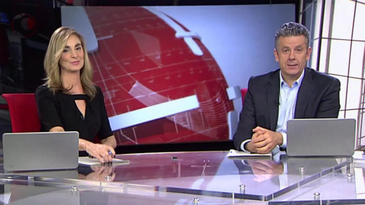 Marta Reyero y Roberto Arce, en la edición de fin de semana. CUATRO