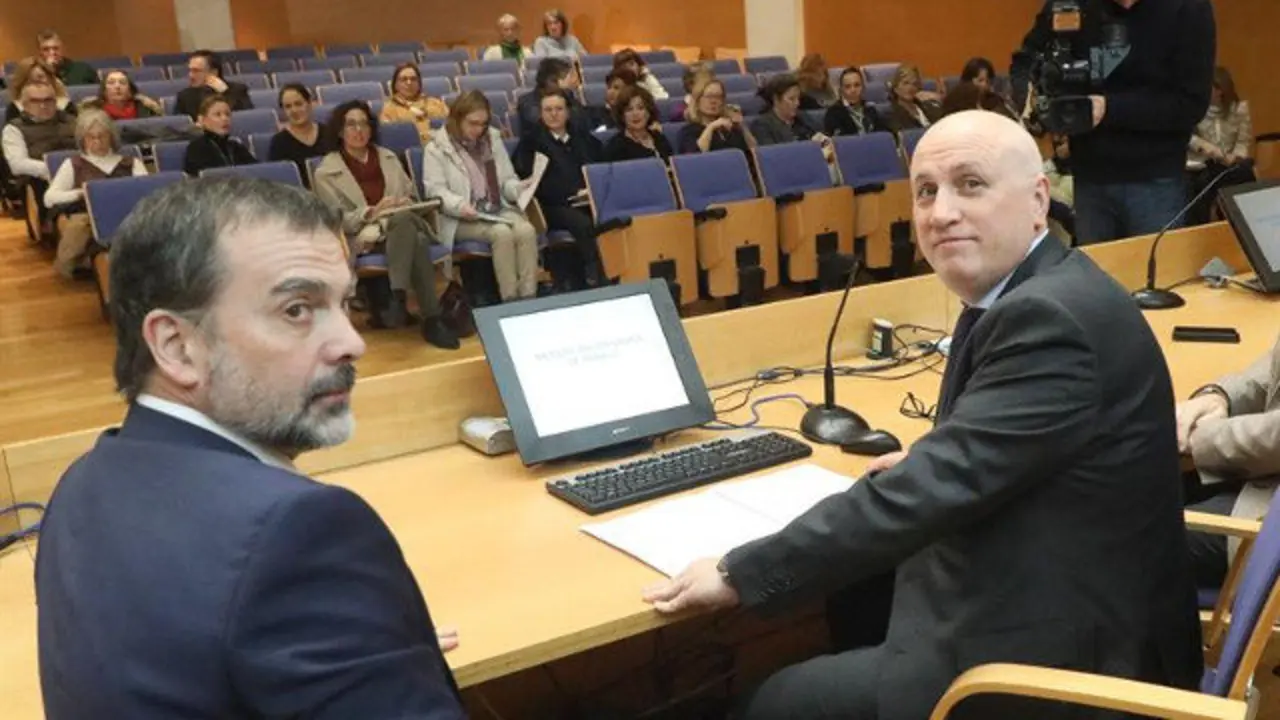 Reunión entre Xunta y médicos. XOÁN REY (EFE)