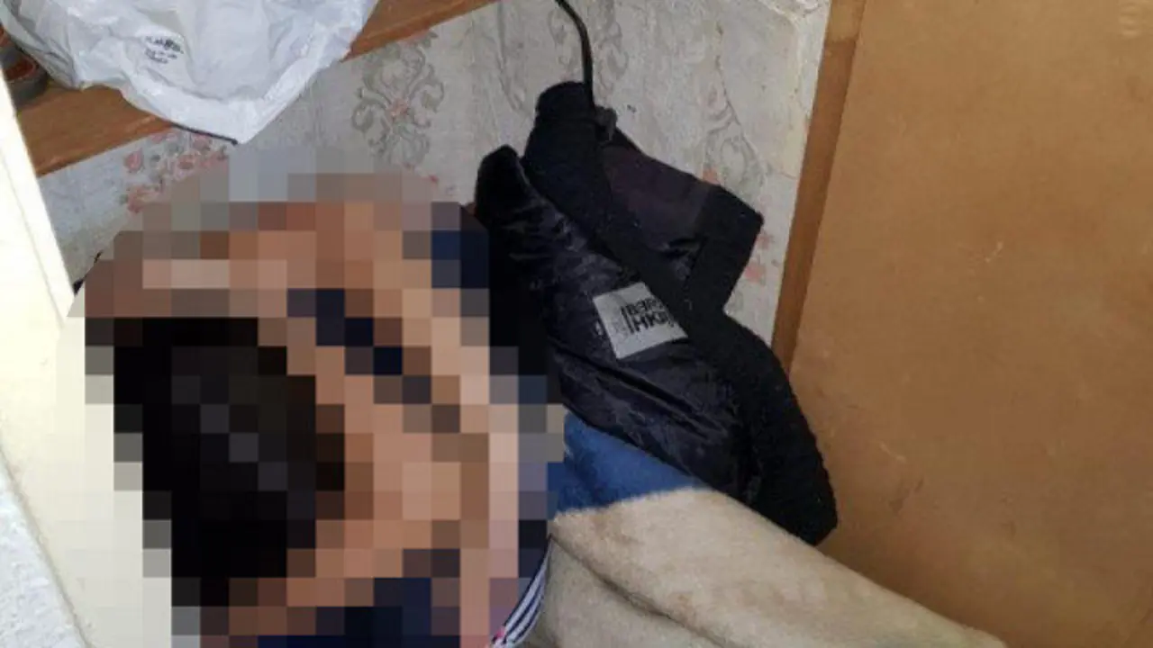 Despensa onde se atopaba a muller agredida. POLICÍA MURCIA