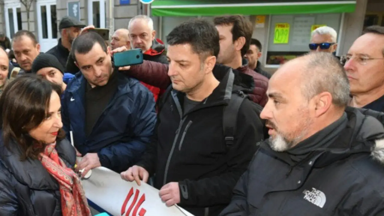 Robles, ante los funcionarios de A Lama Twitter CCOO_CP_A_LAMA