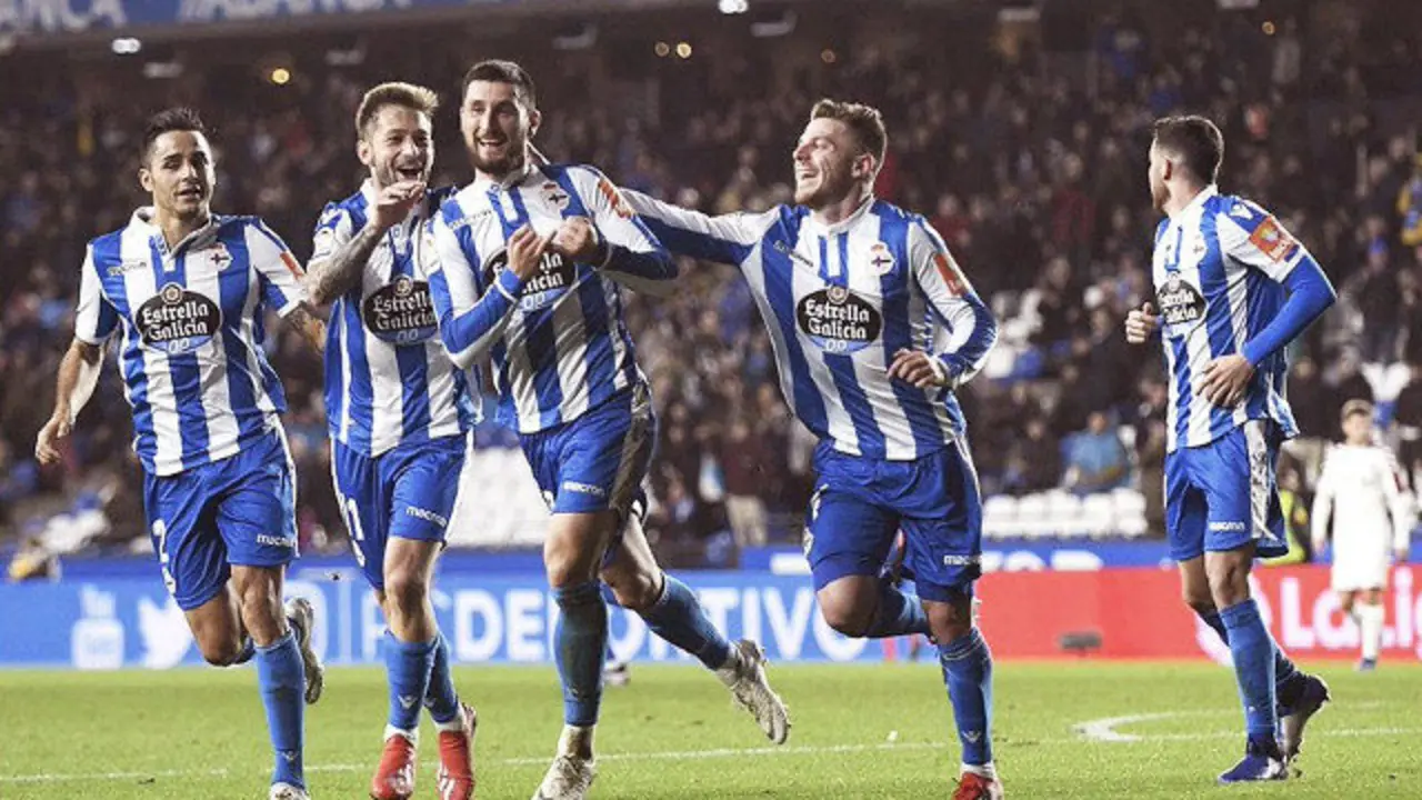 Los jugadores durante el partido Deportivo-Albacete. TWITTER (@RCDeportivo)