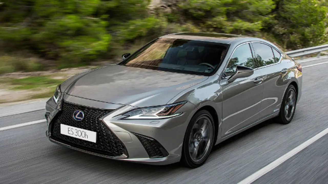 Lexus ES300H1