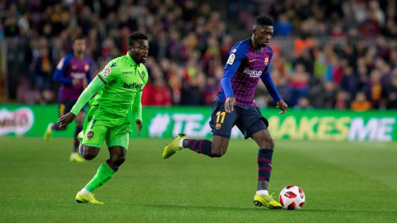 Un momento del Barcelona-Levante de octavos de final de la Copa del Rey. JOAN MONFORT (EFE)