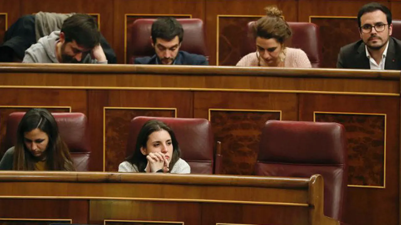 La bancada de Unidos Podemos. JP GANDUL