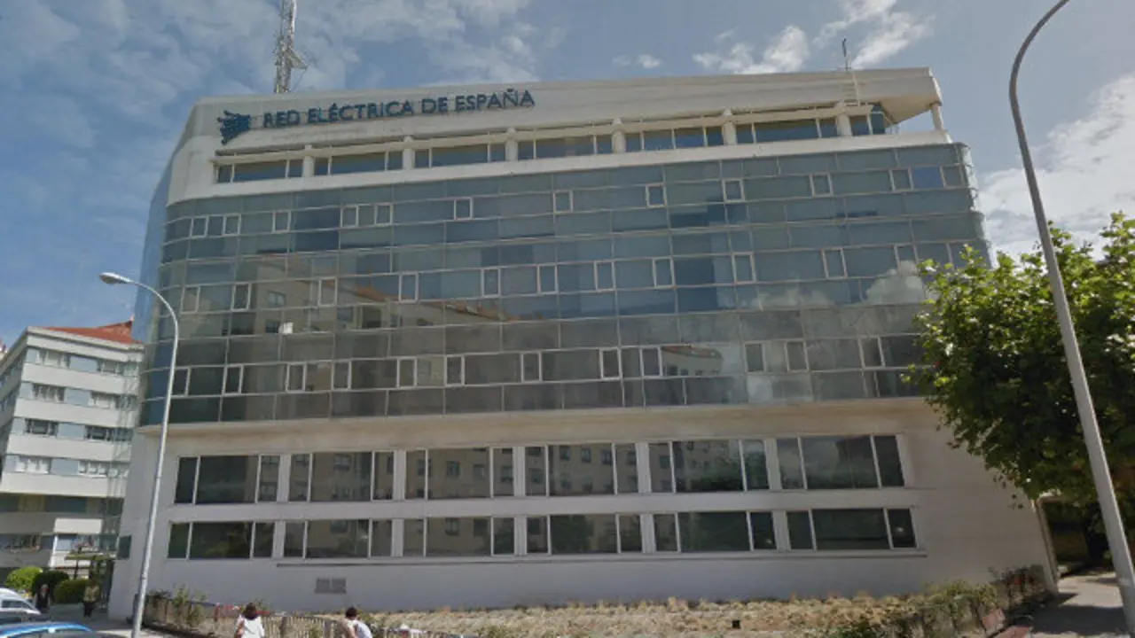 Antigo edificio de Rede Eléctrica de España, na Coruña. GOOGLE MAPS