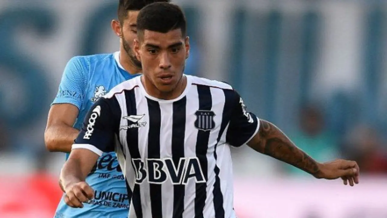 Lucas Olaza. TWITTER (@lucasolaza)