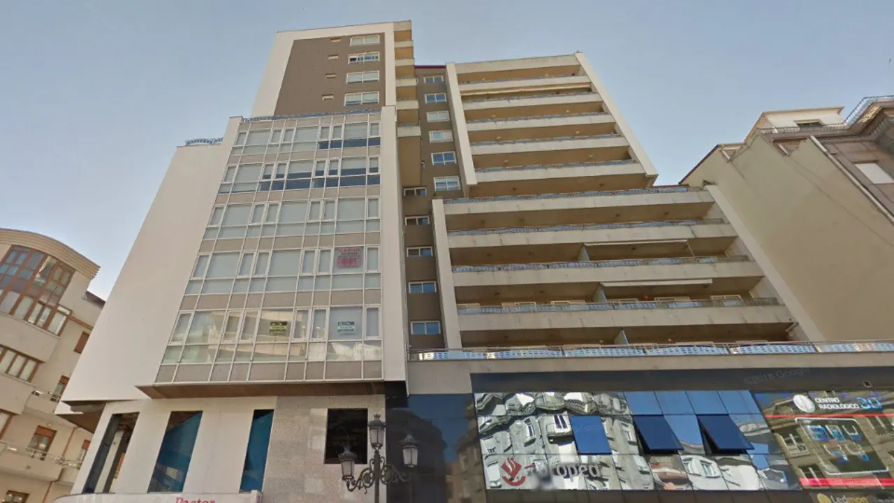 Edificio Lara, en la vilagarciana Praza de Galicia. GOOGLE MAPS