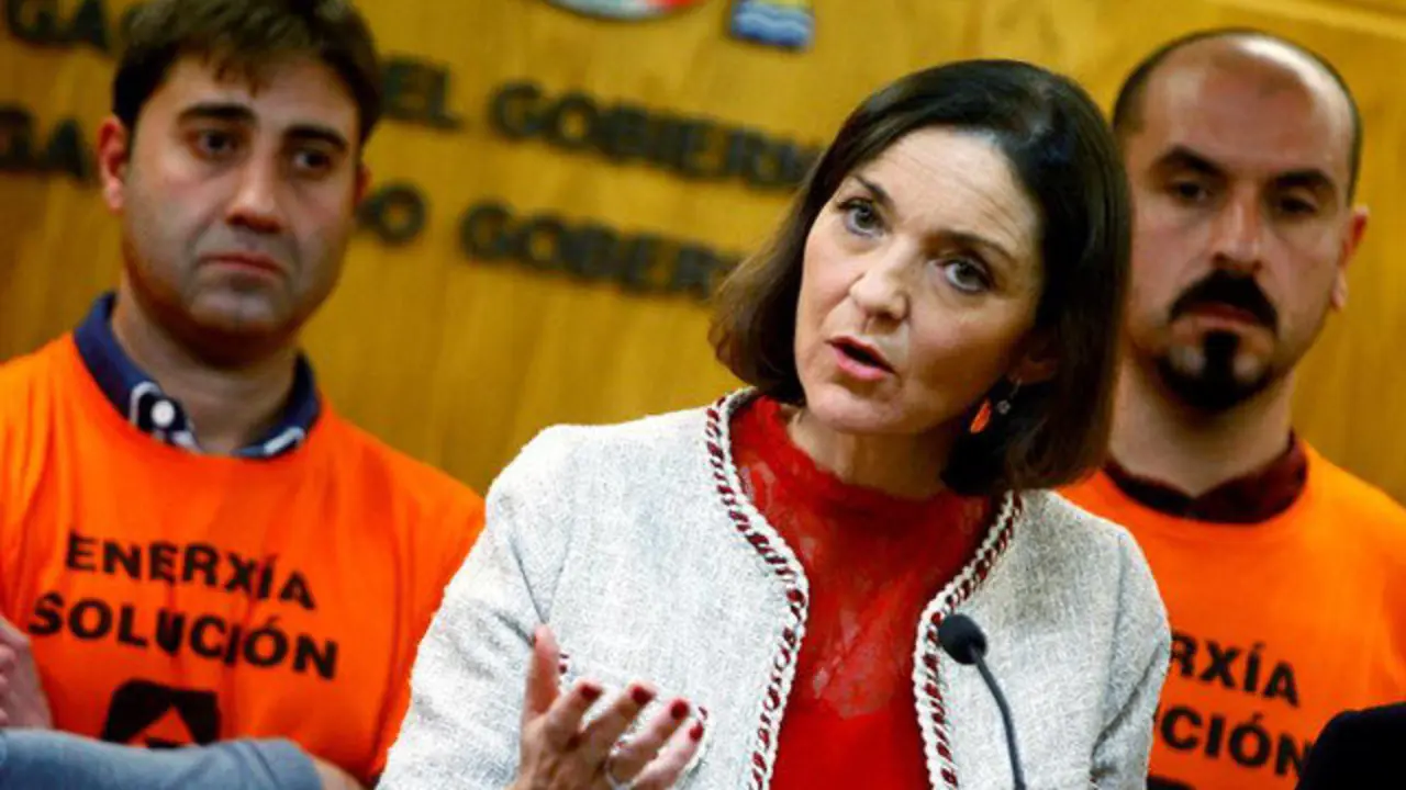 Maroto, tras reunirse con el comité de Alcoa en A Coruña. CABALAR