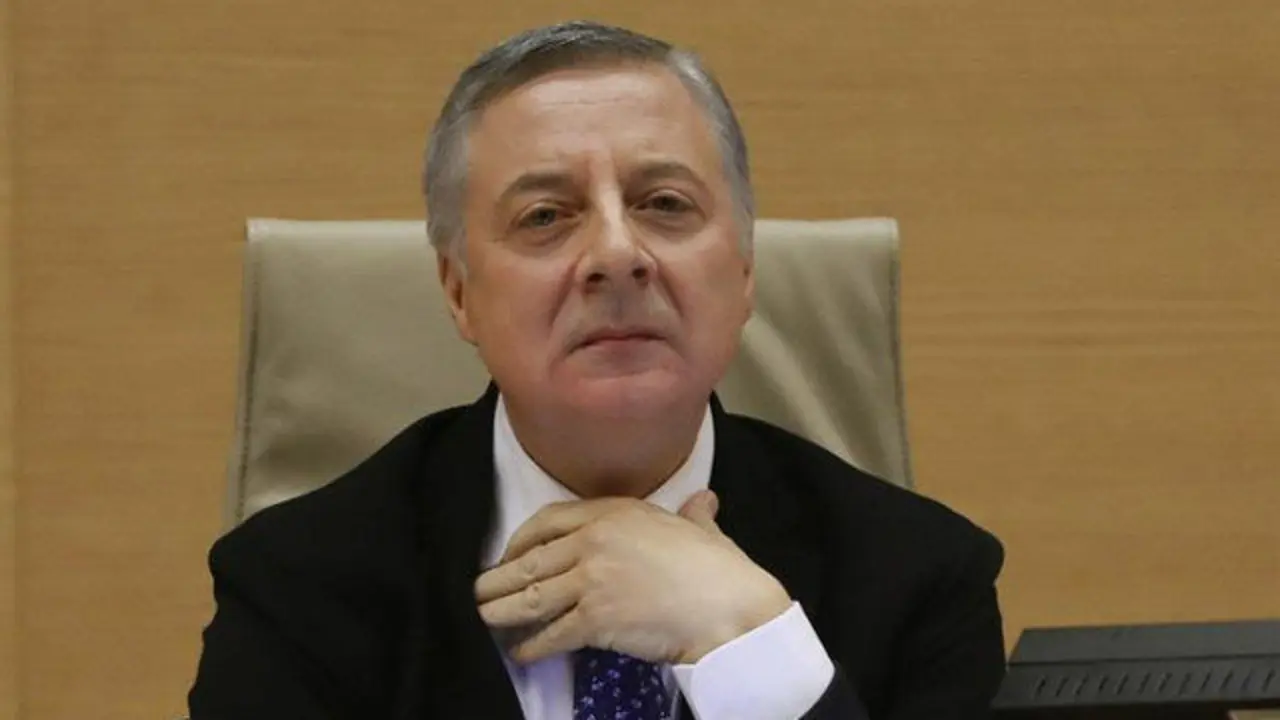 José Blanco durante su comparecencia. EFE