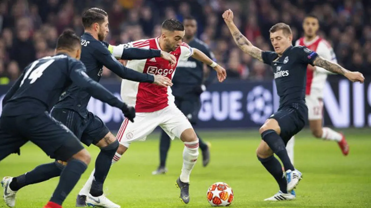 Un lance del partido. OLAF KRAAK (EFE)