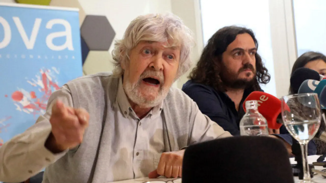 Os portavoces nacionais de Anova Xosé Manuel Beiras e Antón Sánchez. XOÁN REY (EFE)